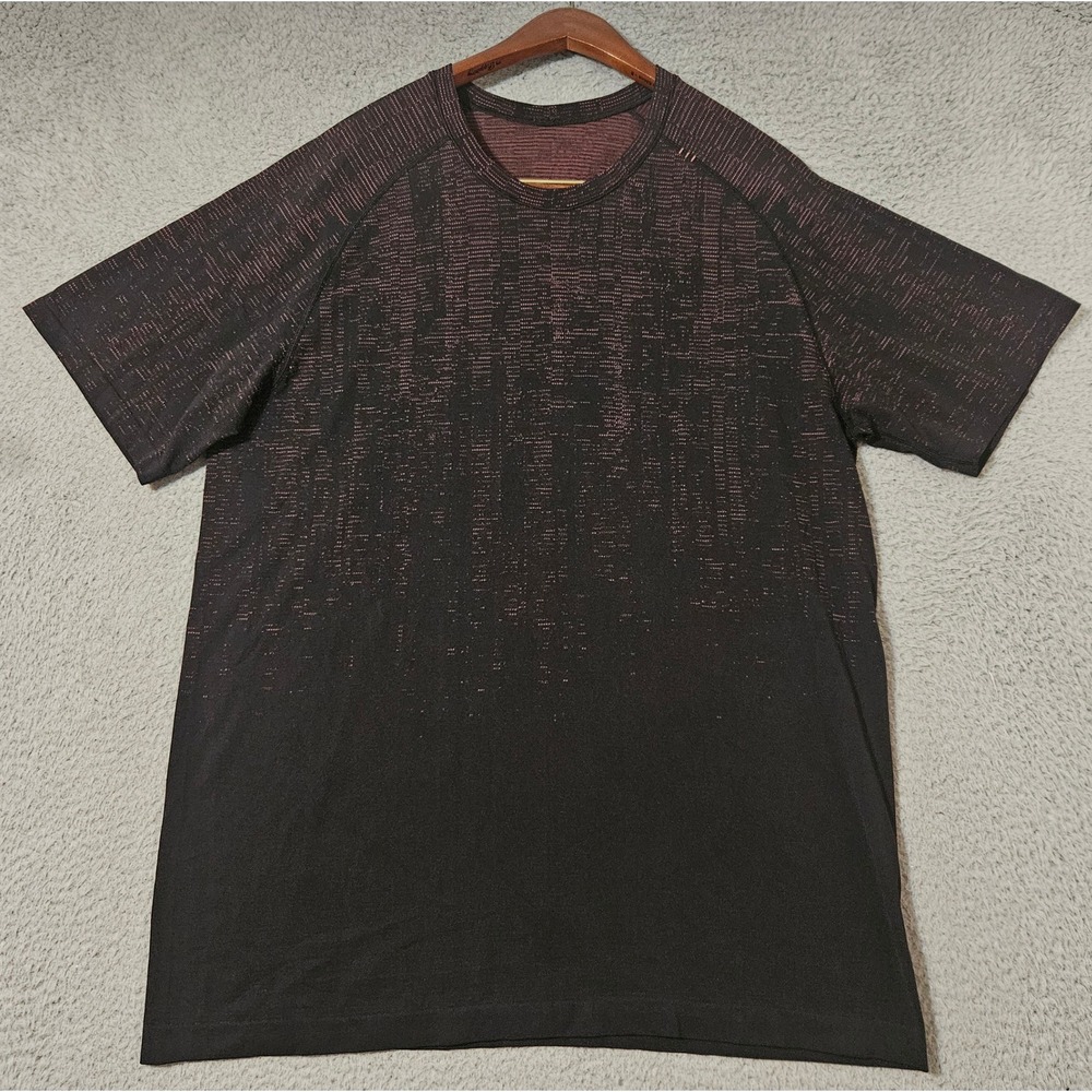 Lululemon Black & Red‎ Tech Short Sleeve Athletic T Shirt Men's Size XL